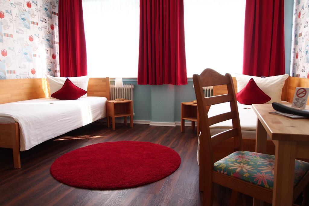 Gasthaus Hotel BRE الغرفة الصورة